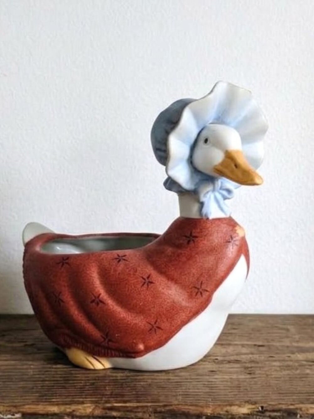 Vintage Ceramic Mother Goose Planter Kitchen Decor Blue Bonnet Flower Pot 9"
